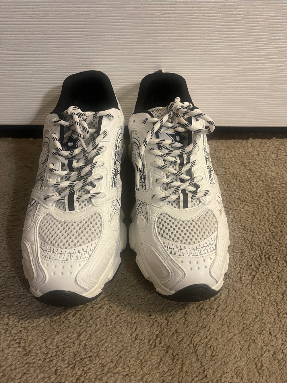 Dior Chrono Sneaker - Picture 8 of 8